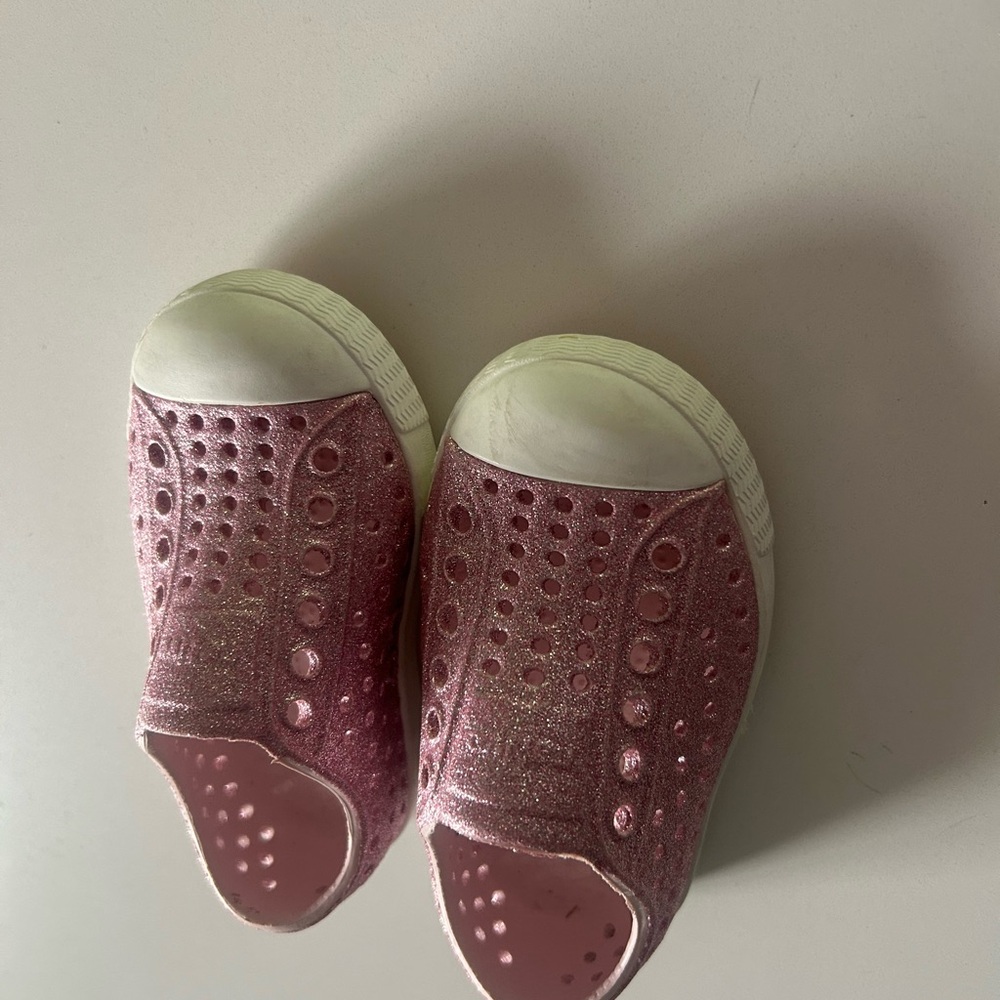 Native Shoes Pink Water Shoes with Ventilation